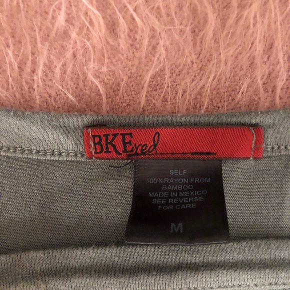Bke red top, size medium, taupe, long sleeve - Picture 3 of 4